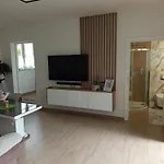 W Kurniku Z Jacuzzy *