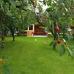 W Kurniku Z Jacuzzy Apartman *