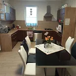 W Kurniku Z Jacuzzy Apartman Luban (Koscierzyna)